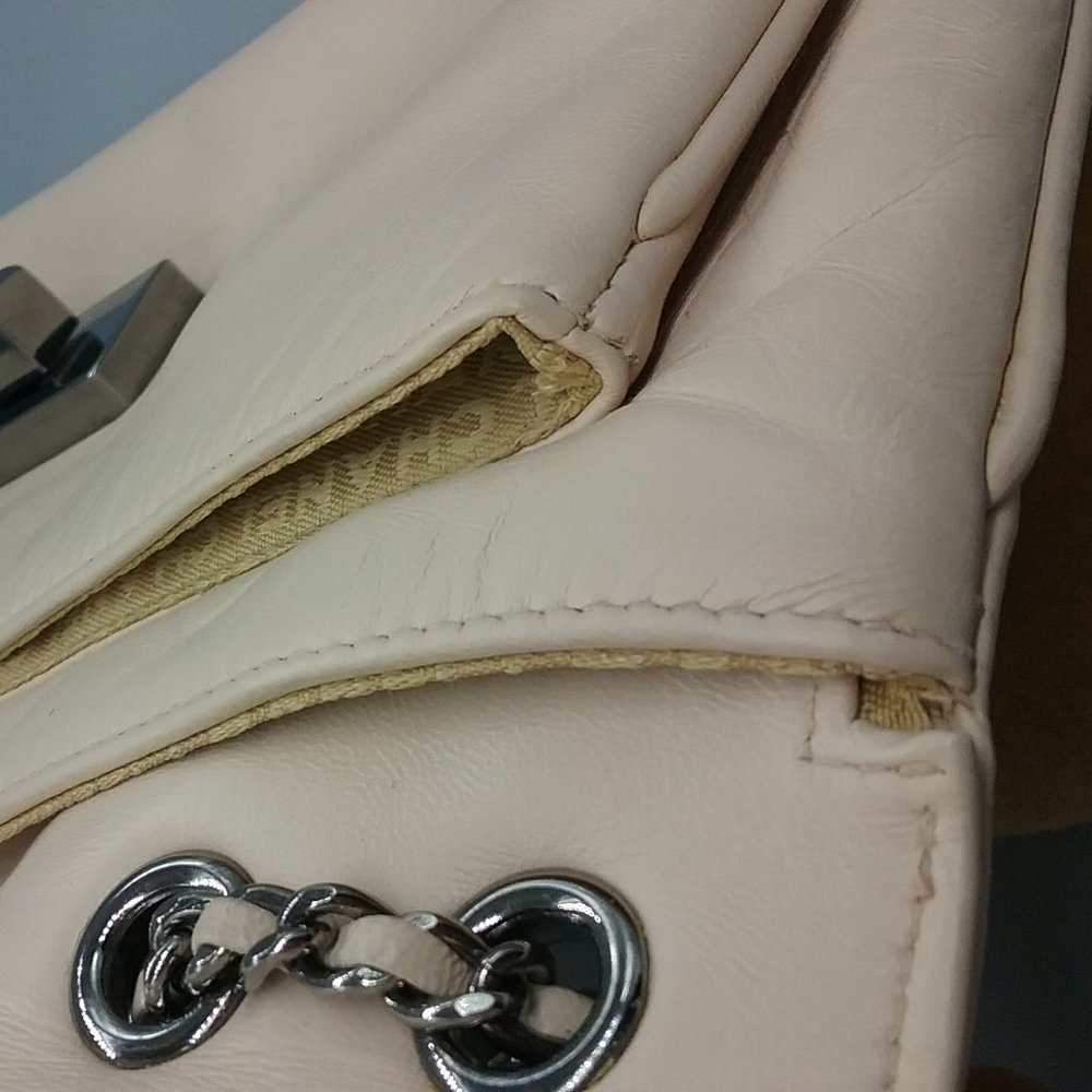 SOLD! ๐ค CHANEL Mademoiselle East West Flap - Picture 17 of 17